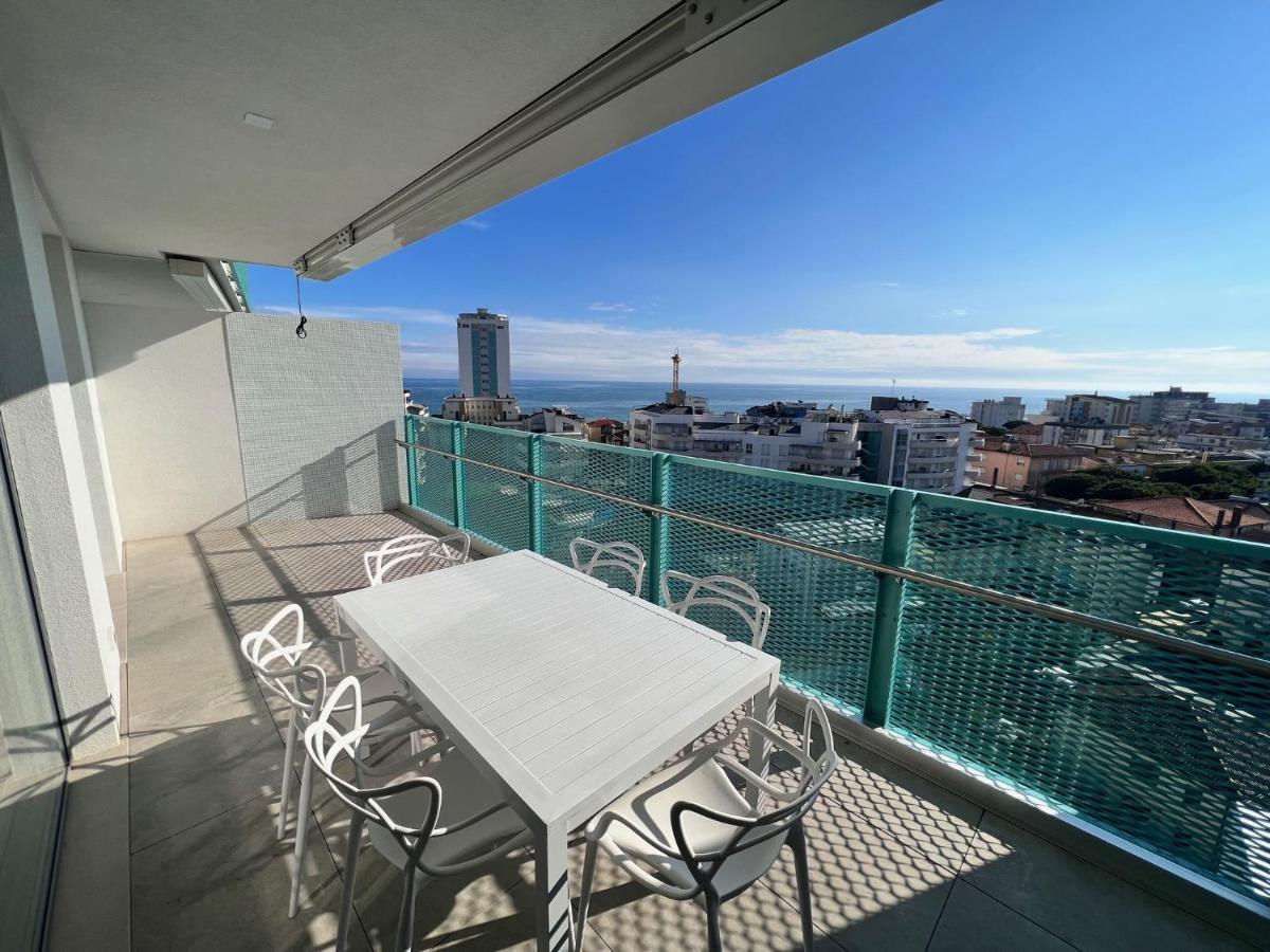 Podium Lägenhet Lido di Jesolo Exteriör bild